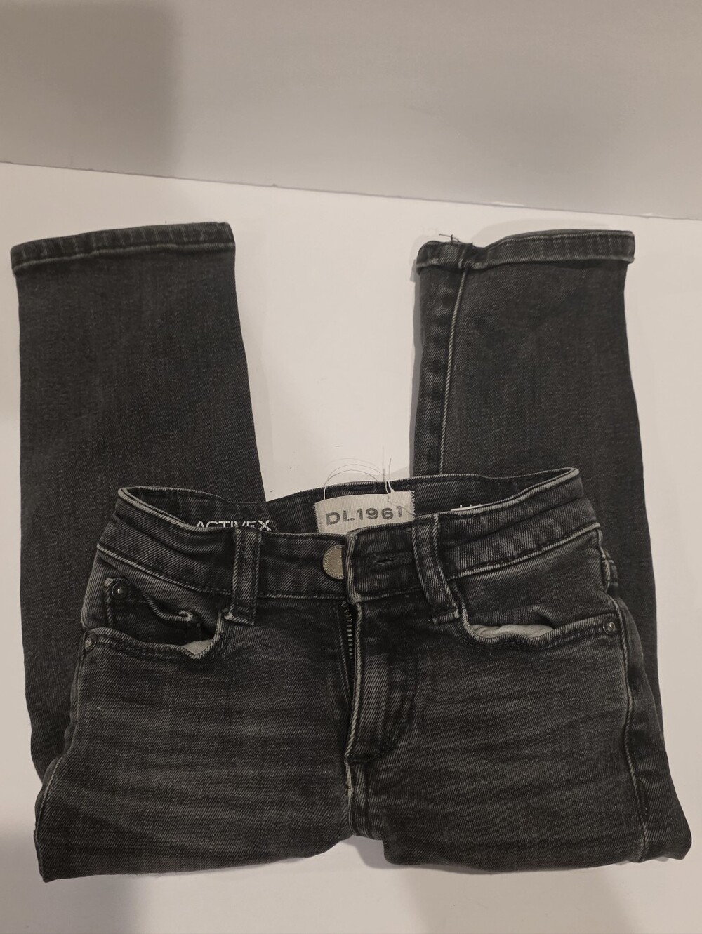 DL1961 Charcoal Black Skinny Jeans Hawke Size 2t